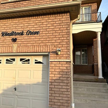 Beautiful Home Mississauga Buitenkant foto